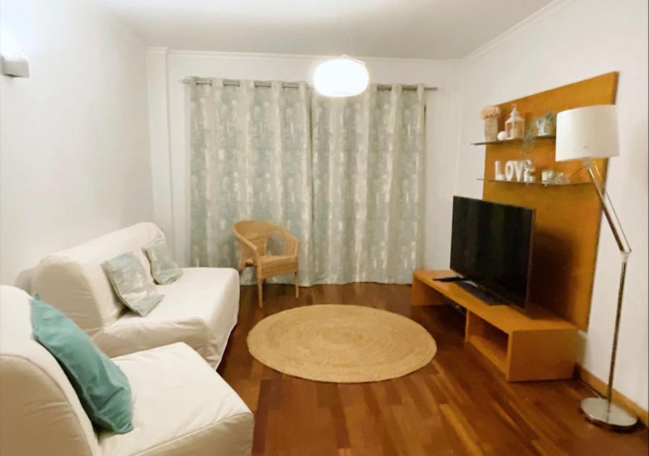 Espacoso T3 Com Terraco & Churrasqueira Campo  Eksteriør billede